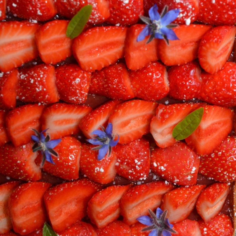 Tarte aux fraises, et sa pointe de rhubarbe